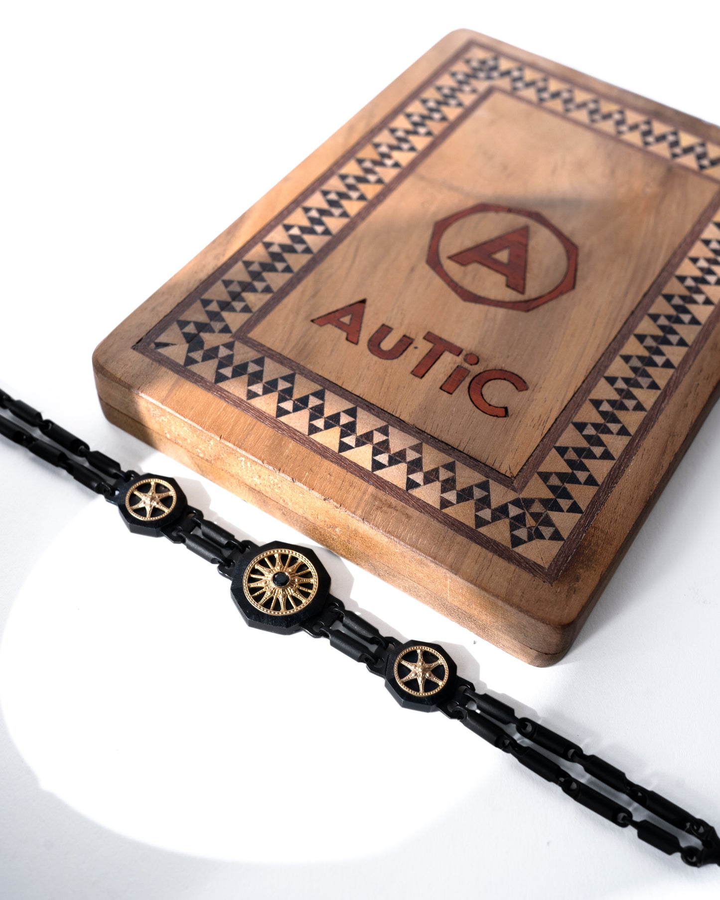 Dravida - Black Titanium Bracelet